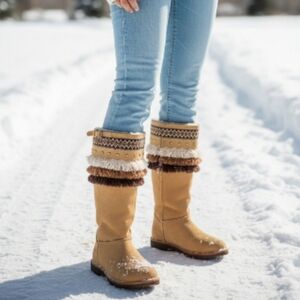 UGG Australia women's Keira tan suede shearling lining winter boots with fringe